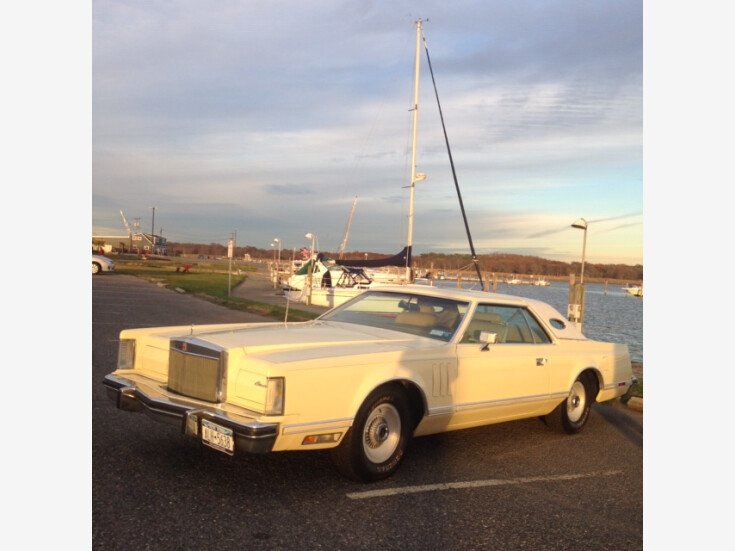 Thumbnail Photo undefined for 1977 Lincoln Continental